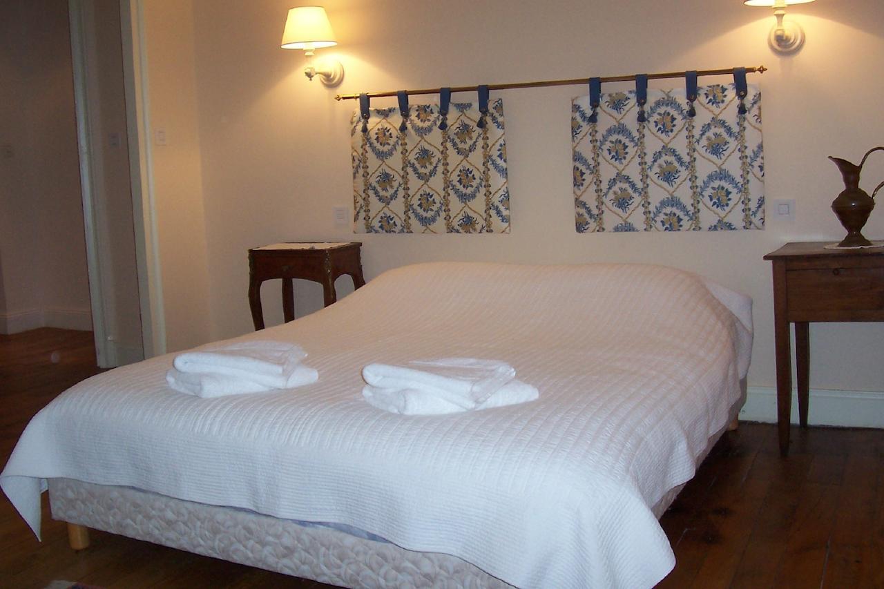 Chateau Champigny Bed & Breakfast Maillet  Rom bilde
